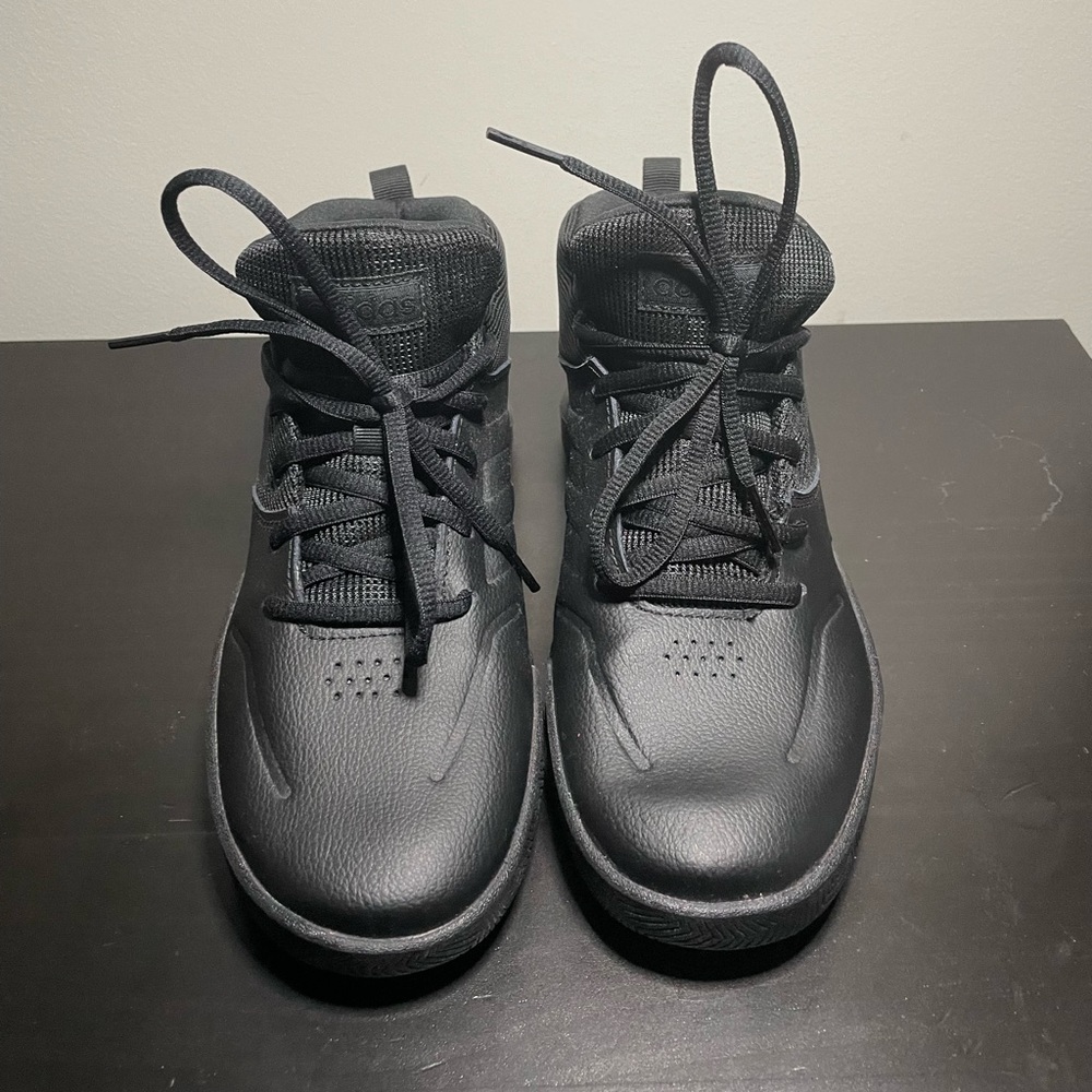 Adidas Kids' Own the Game Wide Basketball Shoe Little/Big Kid